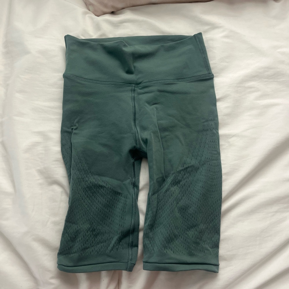 Lululemon bike shorts
